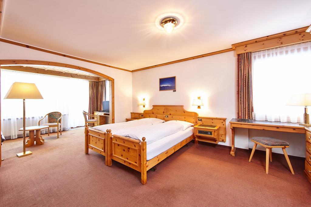 Basic Hotel Arosa Hotel 2*