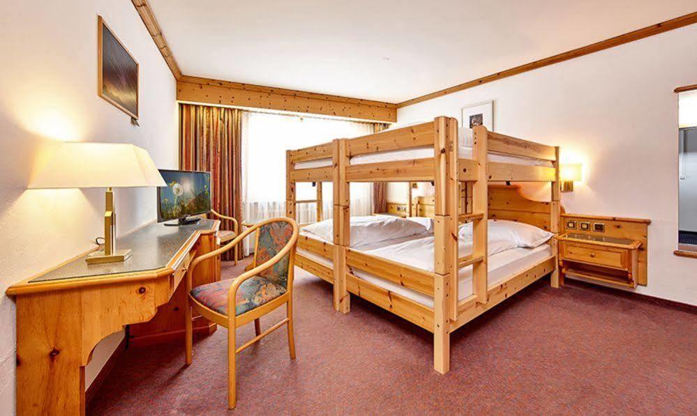 Basic Hotel Arosa 2*