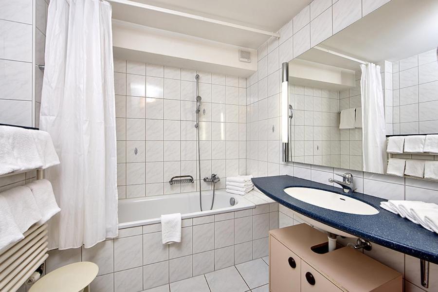 Basic Hotel Arosa 2* Arosa